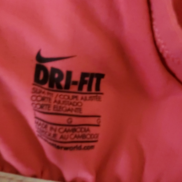 Workout top - Picture 4 of 4